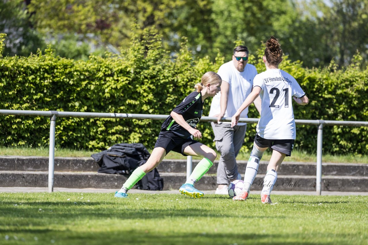 Bild 82 - wBJ SV Henstedt Ulzburg - FSG Oldendorf Itzehoe : Ergebnis: 6:3